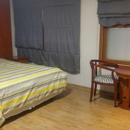 Marine Guesthouse Sokcho Extérieur photo