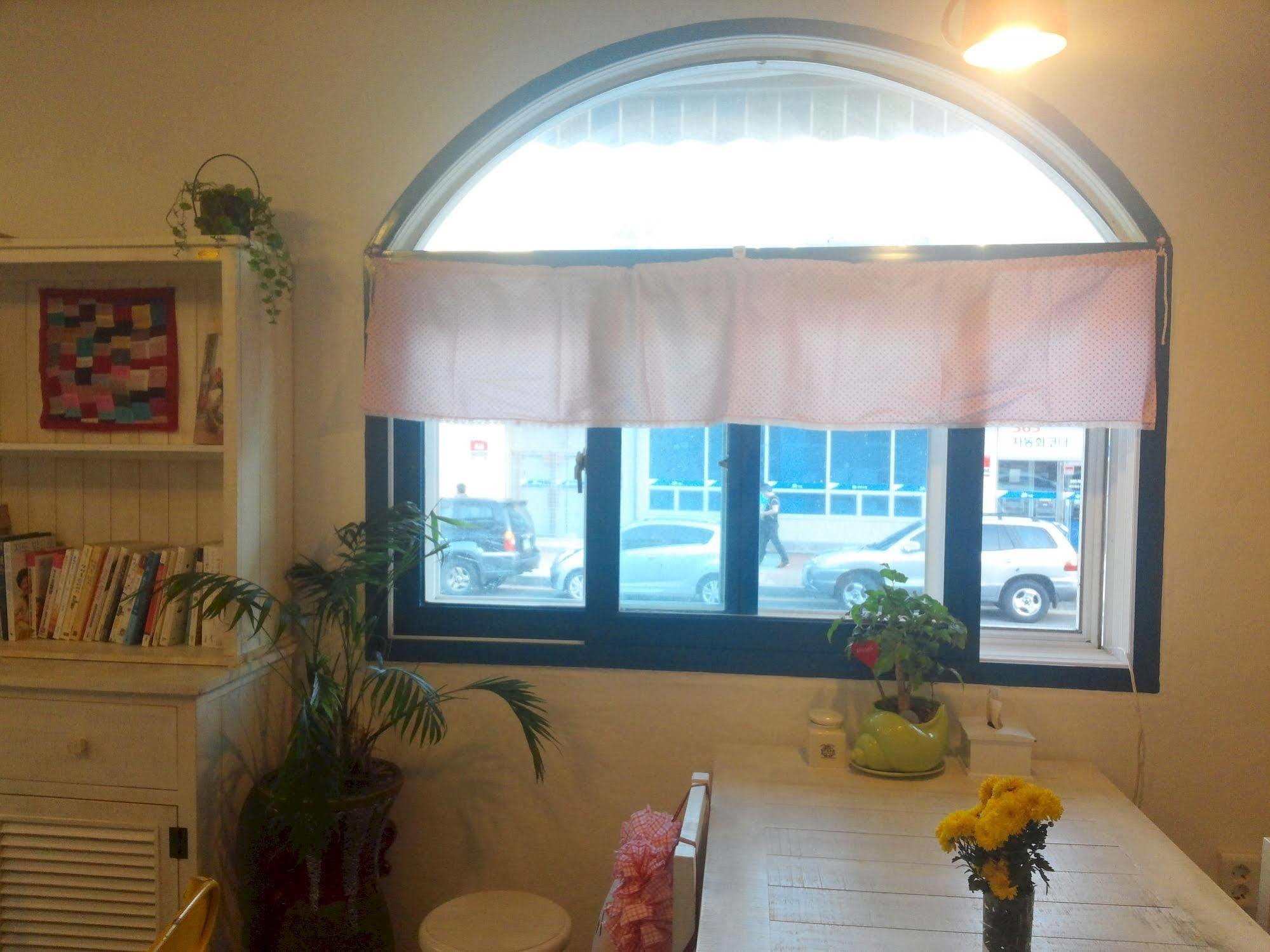 Marine Guesthouse Sokcho Extérieur photo