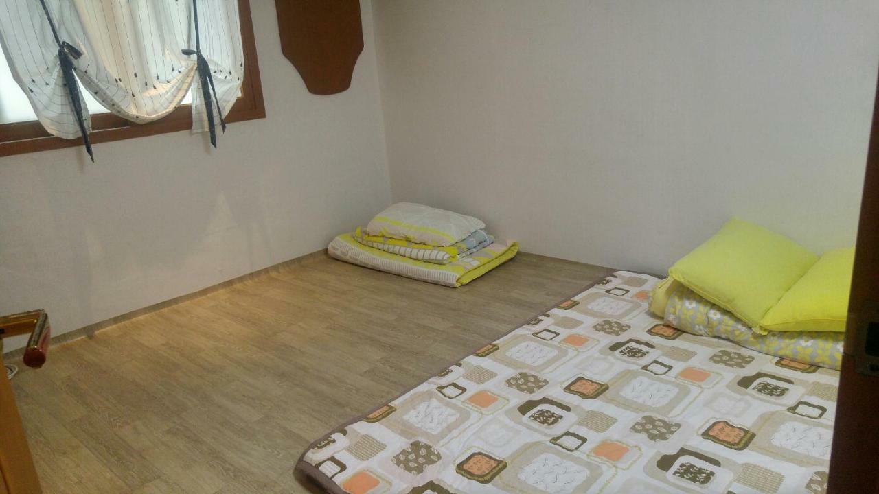 Marine Guesthouse Sokcho Extérieur photo